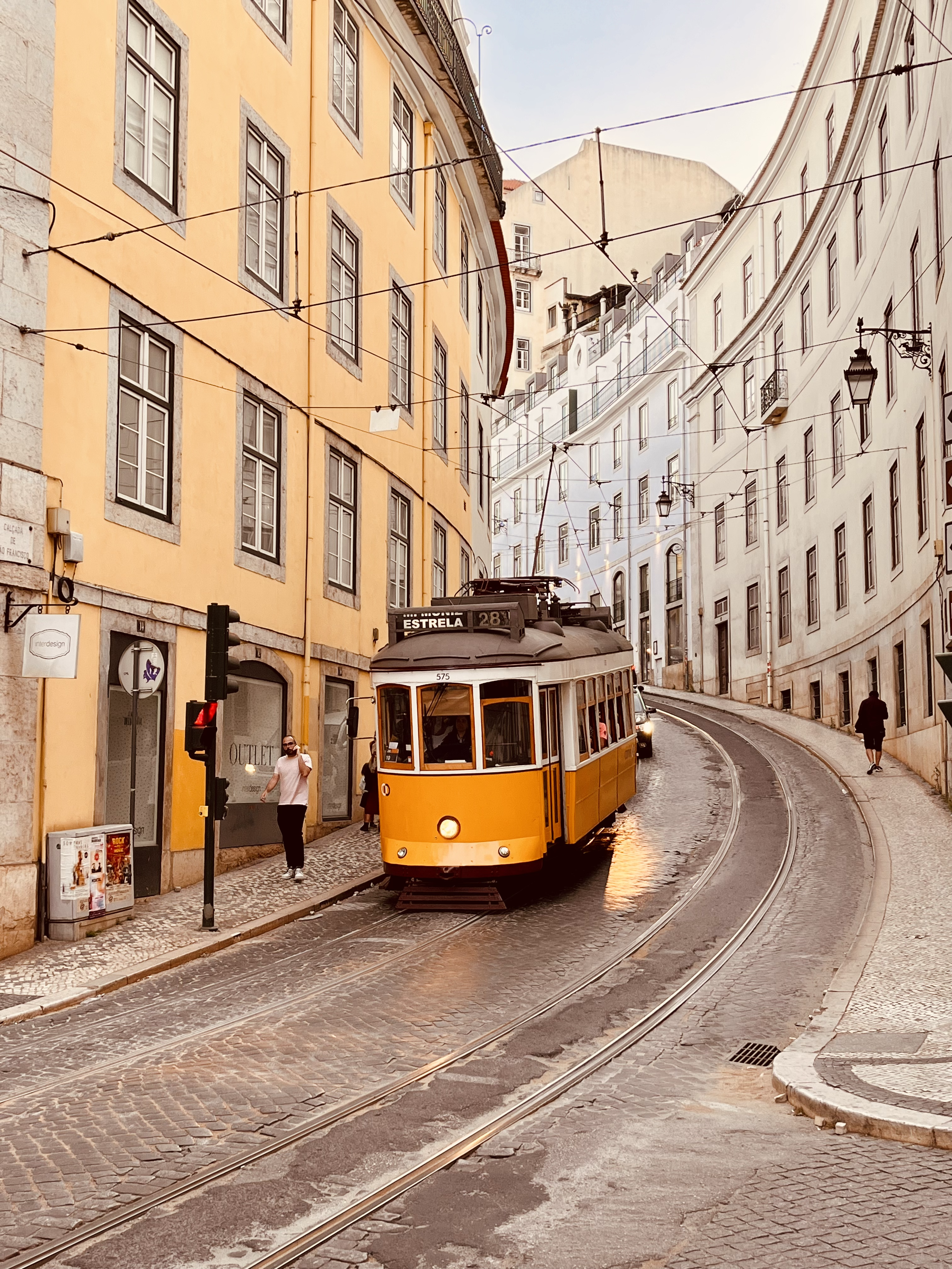 Tram 28